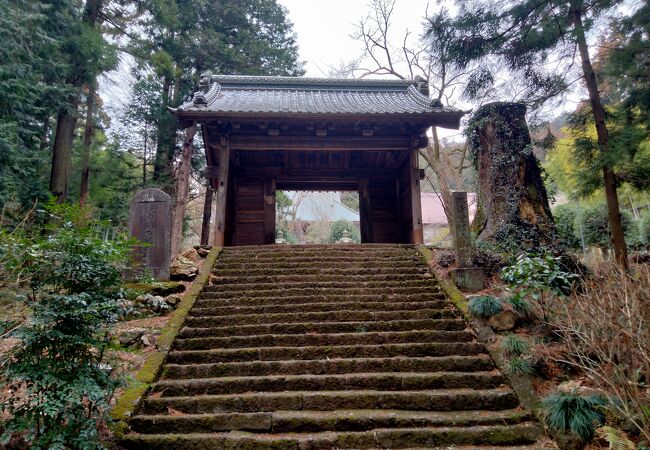 七不思議の伝わる古刹大中寺の周りにあるハイキングコース