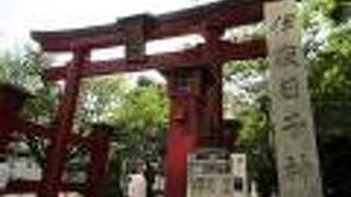 正式名は「彌彦神社」