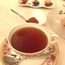 ノーベル賞晩餐会でも供されたバラの香りの紅茶だそうです