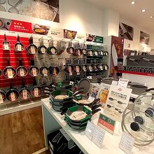 ツヴィリング グループ ブランド アウトレット 