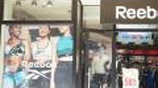 アディダス (三井アウトレットパーク木更津店)