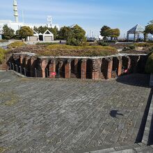 旧税関事務所遺構