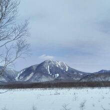 男体山