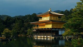 凛とした美しさと、上品な輝きに魅了される：鹿苑寺(金閣寺)