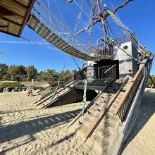 帆船型アスレチック