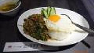 立地便利で味も悪くないけれど、バジルにくせがあった