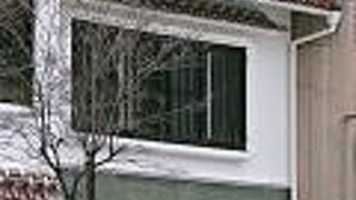 一つ一つの調度品がとても立派で見ていても芸術品的な感じ