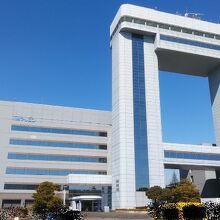 川崎マリエン(川崎市港湾振興会館)