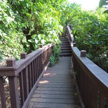 哨船頭山&#30857;堡