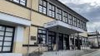 建物はちょっと地味目な文化財です。