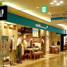 人気のレディースファッションブランド By Traveltravel アースミュージック エコロジー アクアシティお台場 店 のクチコミ フォートラベル