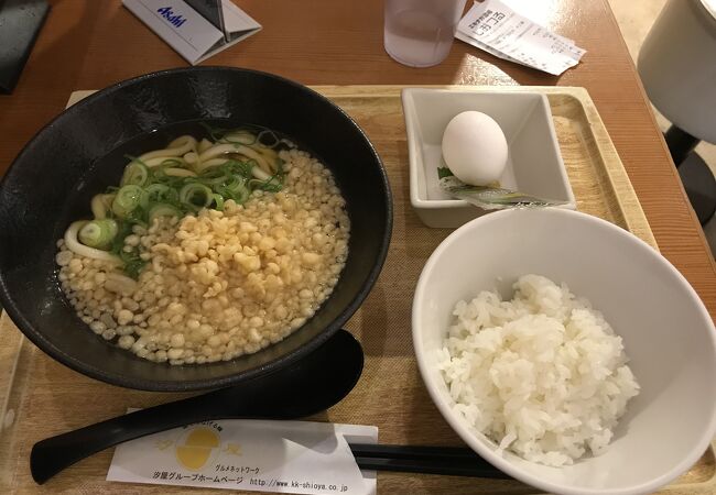 大阪駅構内のしおつる350円モーニング