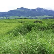 熊本県側から見たくじゅう連山。