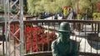 チャップリンも日本が好きで、下呂温泉もお気に入りだったようです。