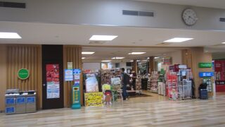 お土産以外の普段使いの品の入手に