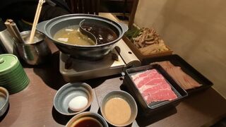 しゃぶしゃぶ食べ放題飲み放題！
