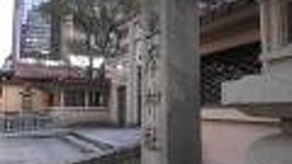 ぜったい読めない。