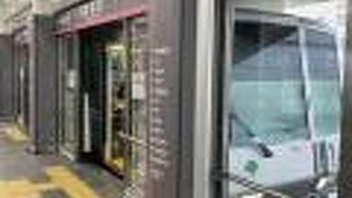 日暮里　舎人ライナー♪