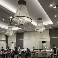 朝食会場・コロナ禍で5階のバンケットホールに変更中