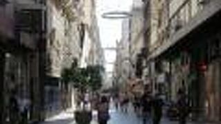 フロリダ通りに直行する歩行者天国