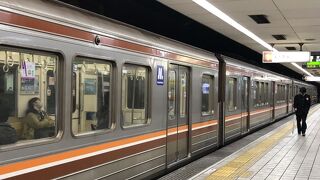 乗り入れています