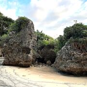 ホテルモントレ沖縄のプライベートビーチ