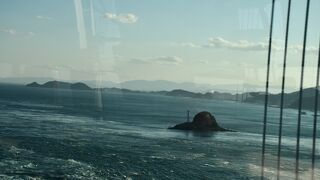 淡路島から見た鳴門海峡大橋