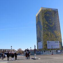 オベリスクは修復中