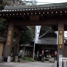 山門の様子です。