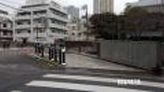 歌川広重の錦絵にも描かれています。