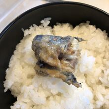 熱々ご飯にのせて…では、いただきます！