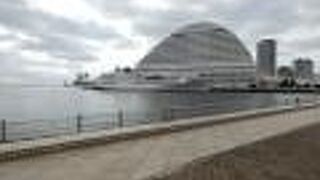 メリケンパークの突端ターミナル