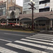 山形屋がすぐそばです