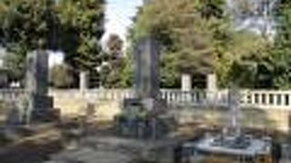 さすが資本主義の父と呼ばれた方のお墓