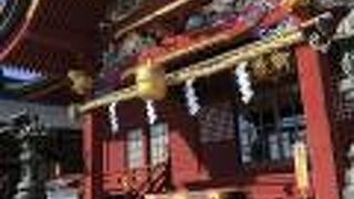 御岳山山頂にある神社