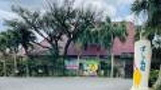 ホテルからすぐ