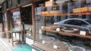 老舗の雰囲気が抜群です