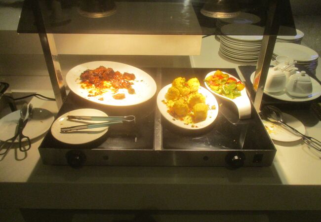 温かいものを食べることができました