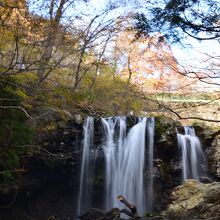 秋の乙女の滝