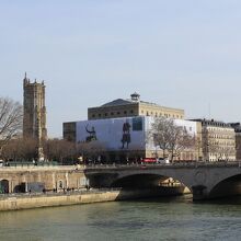 両替橋とシャトレ広場