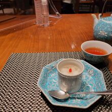 デザートは杏仁豆腐でした