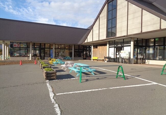 展望の良い信濃町にある道の駅