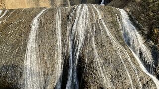 トンネルをくぐると…