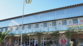 鋸南保田IC近くの道の駅　保田小学校