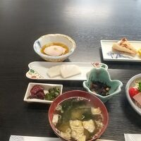 朝食