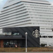 スタバの隣のオルタンシアの鐘