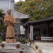 数多くの芸能人も訪れたそうです