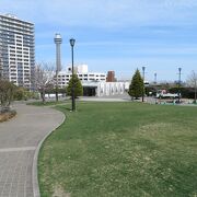 元町・中華街駅に直結した公園