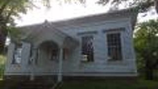 函館公園の中に可愛らしい洋館が２つ。