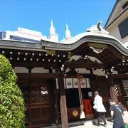 大丸（神戸）の近くにある神社